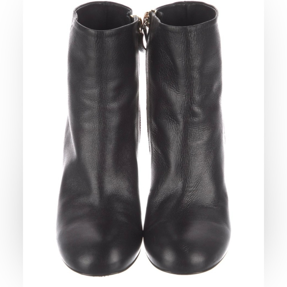 Chanel black leather faux pearls ankle boots - Picture 2 of 14